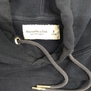 Abercrombie & Fitch Men's Navy Blue Hoodie Size Small